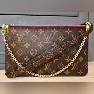 Authentic LOUIS VUITTON Monogram Pochette Wristlet Crossbody